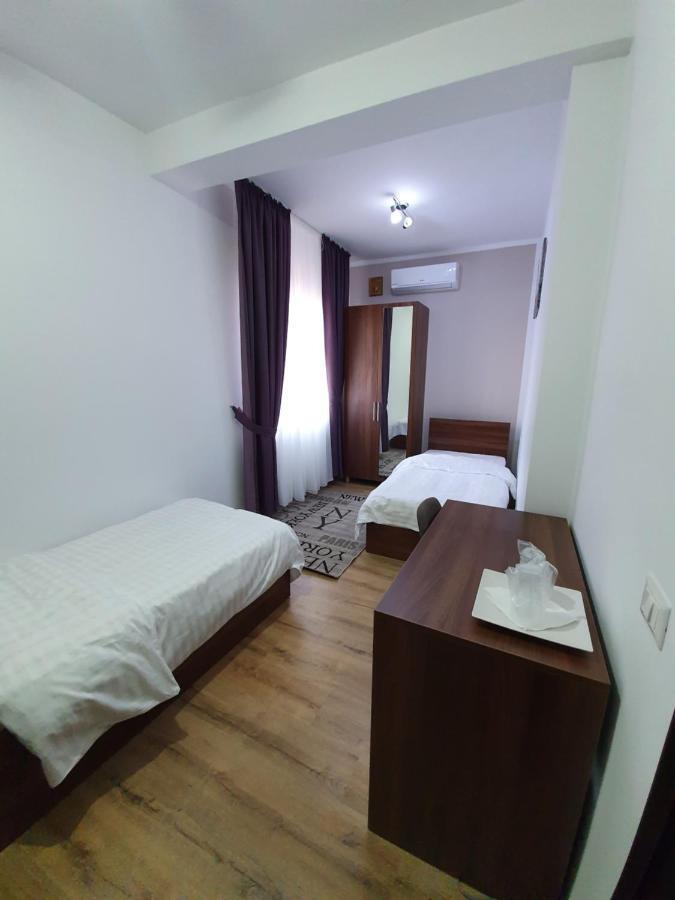 Vily Luxury Rooms Focșani Bagian luar foto